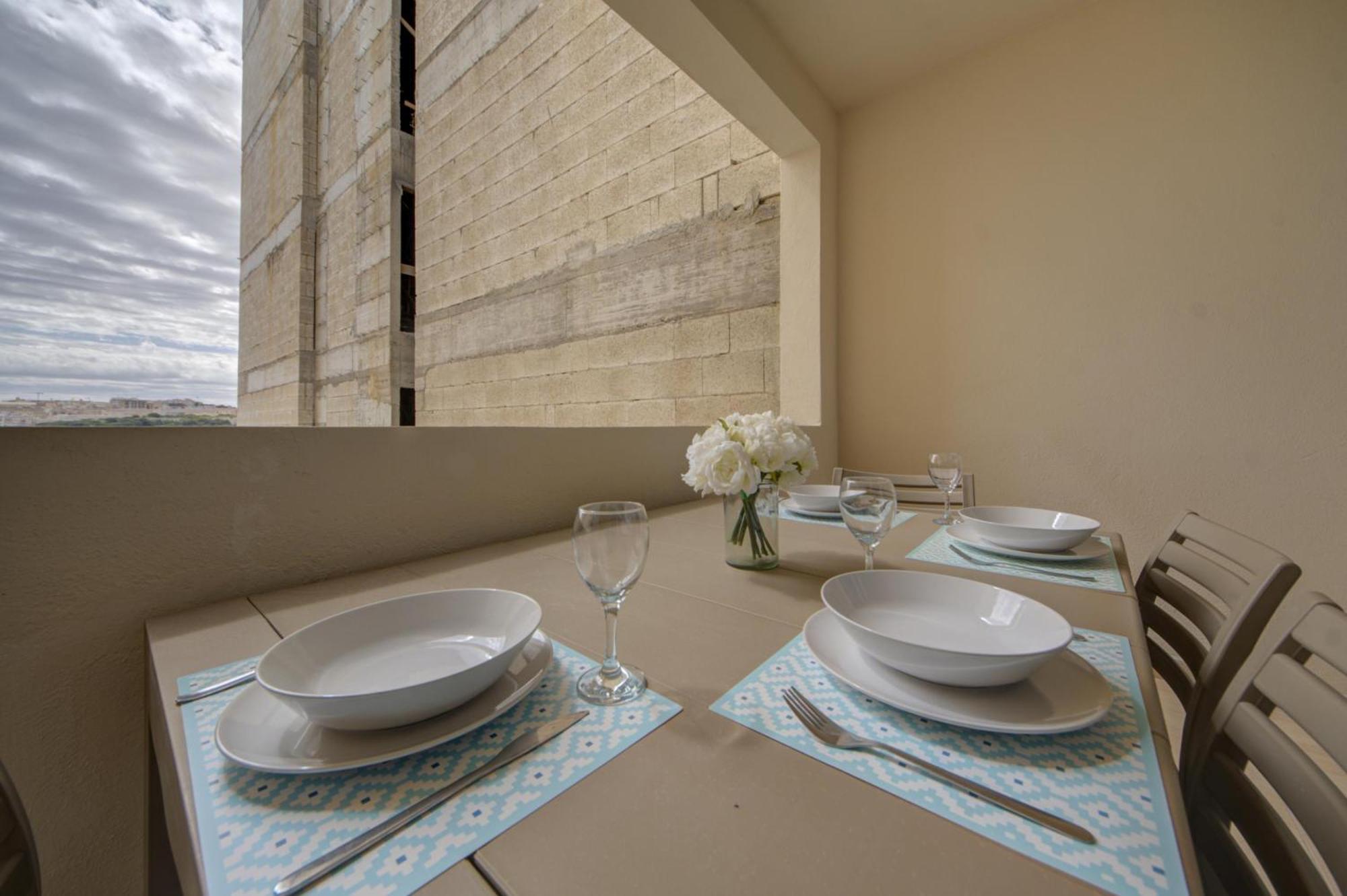 Sapphire Residences - Sliema 2 Bedroom Apartments With Views By Shortletsmalta Exterior photo